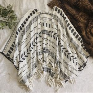 American Eagle Poncho Kimono Cardigan Coverup